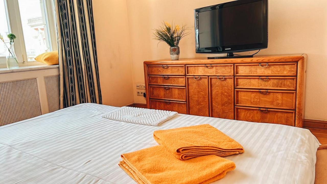 Apartments Rentals Ukraine On Kreshchatik キエフ エクステリア 写真