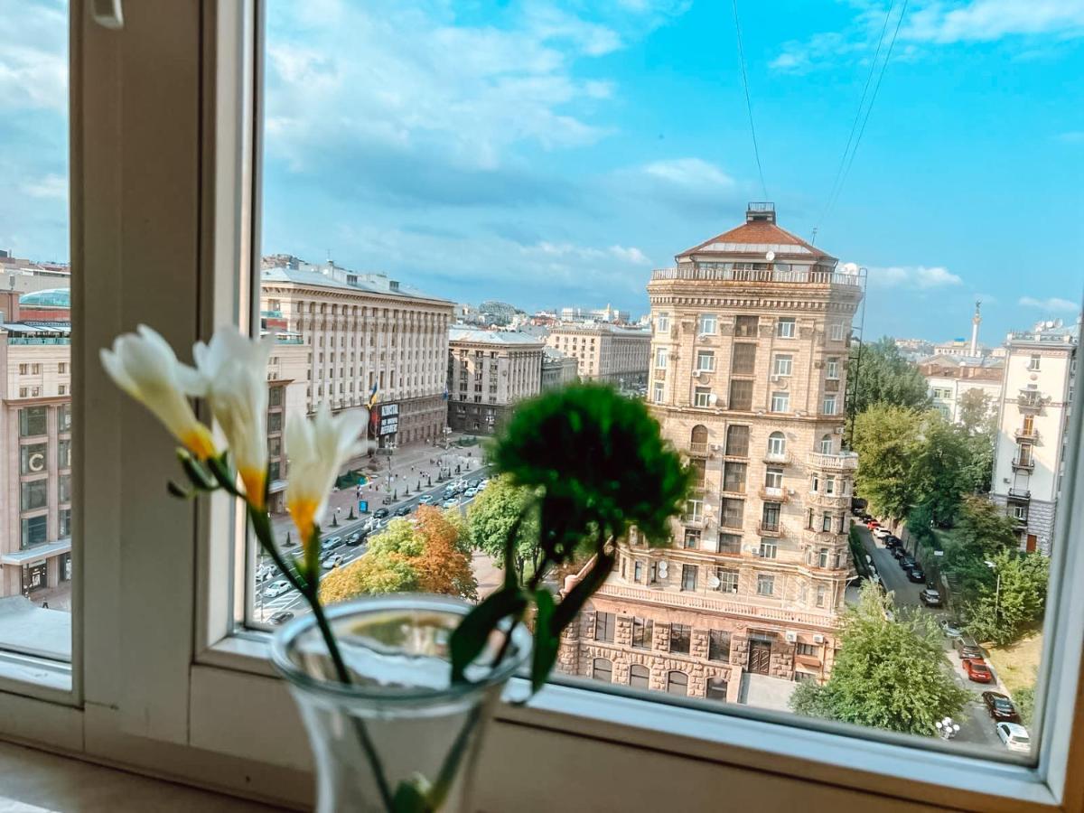 Apartments Rentals Ukraine On Kreshchatik キエフ エクステリア 写真